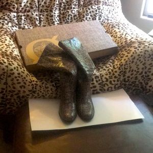 Audriana Born Brown snake print boots M 8.5